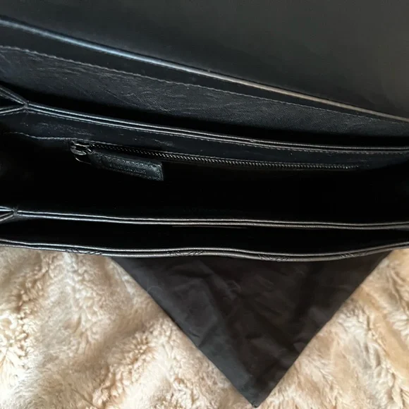 Saint Laurent Becky Shoulder Bag – Black Lambskin, Quilted, Gunmetal Hardware - Picture 14 of 15